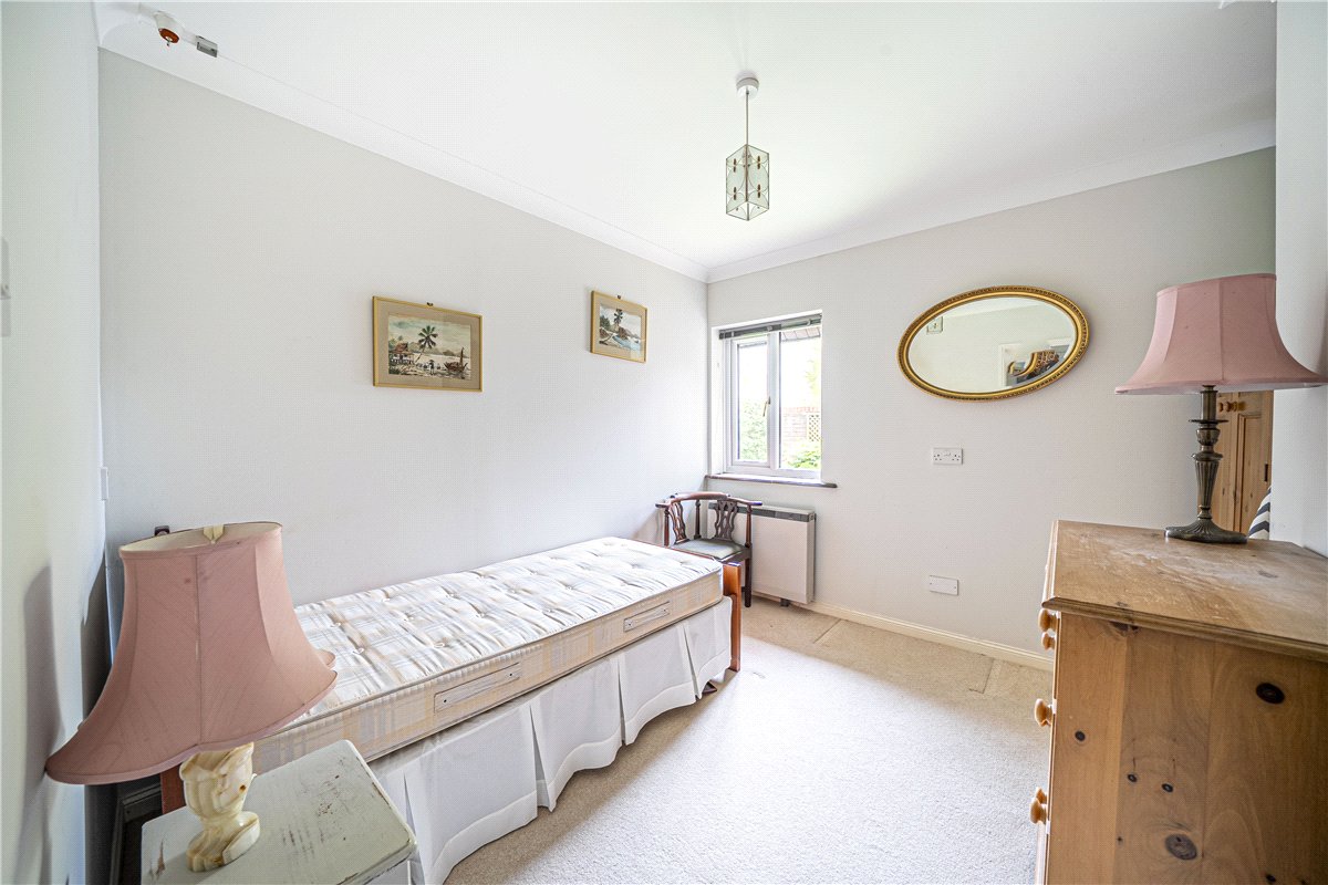 2 bedroom Bungalow, Old Parsonage Court, Otterbourne, SO21 - Available, Image 6