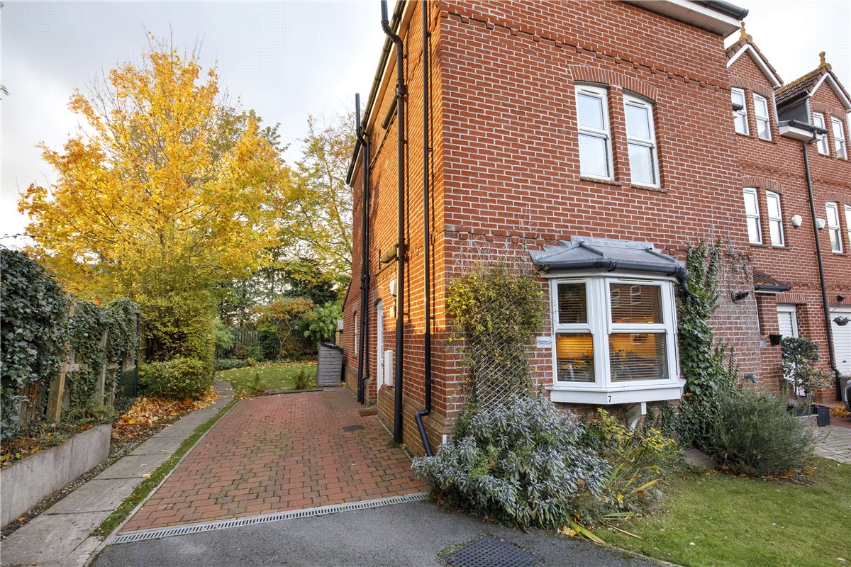 4 bedroom House, Tadcaster Road, Dringhouses, YO24 - Let Agreed, Image 1