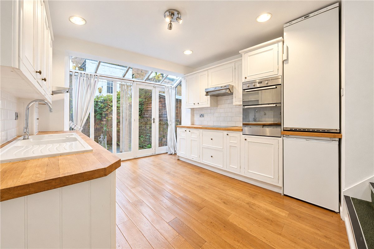 1 bedroom Flat, Overstone Road, London, W6 - Available