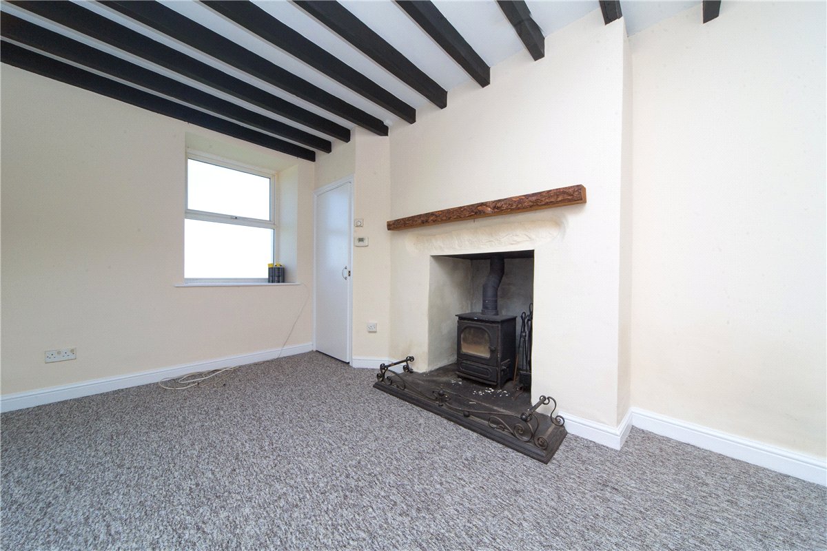 240.23  Farm, Llanaelhaearn, Caernarfon, LL54 - Available, Image 9