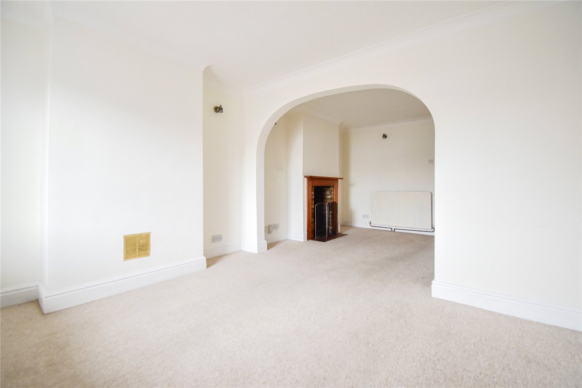 2 bedroom House, Newmarket Road, Cambridge, CB5 - , Image 2