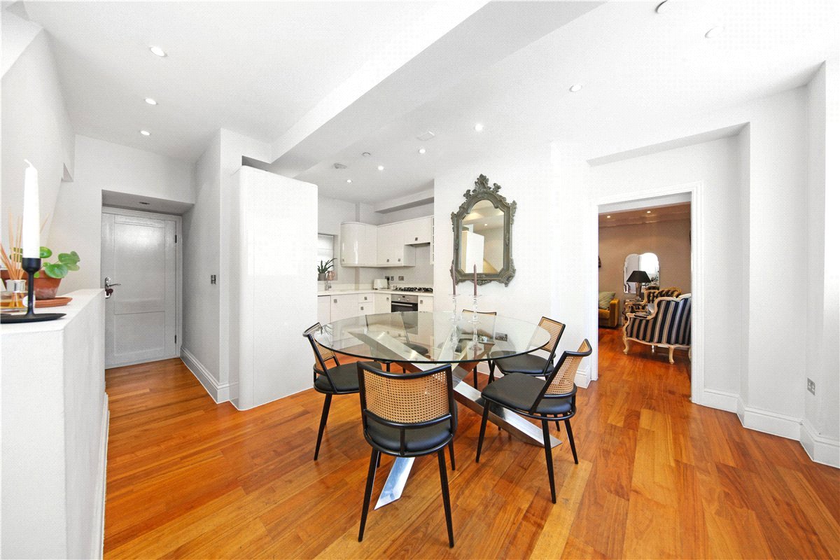 3 bedroom House, Oldbury Place, Marylebone, W1U - Available, Image 16