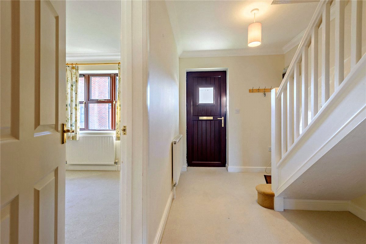 3 bedroom House, Hedge Row, Gore End Road, RG20 - Available, Image 3