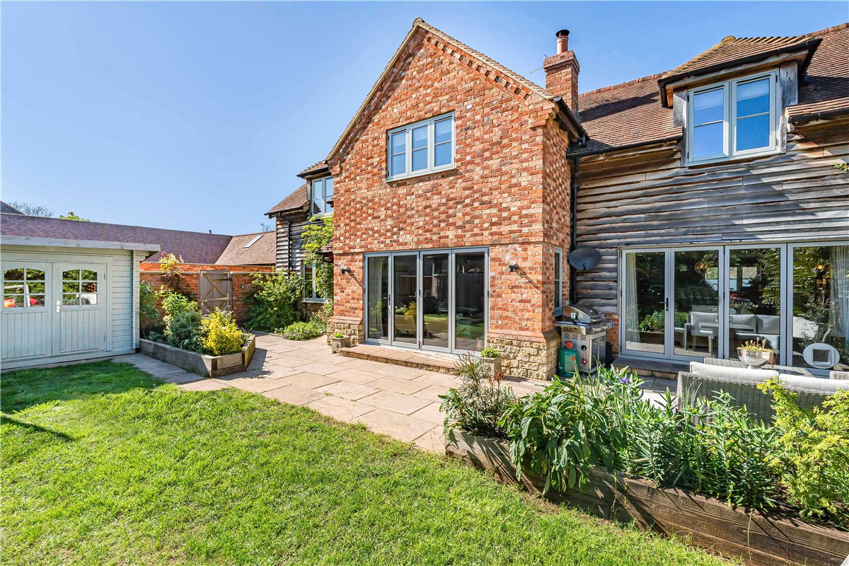 5 bedroom Barn Conversion, Pearce Courtyard, Oakley, HP18 - Available, Image 41