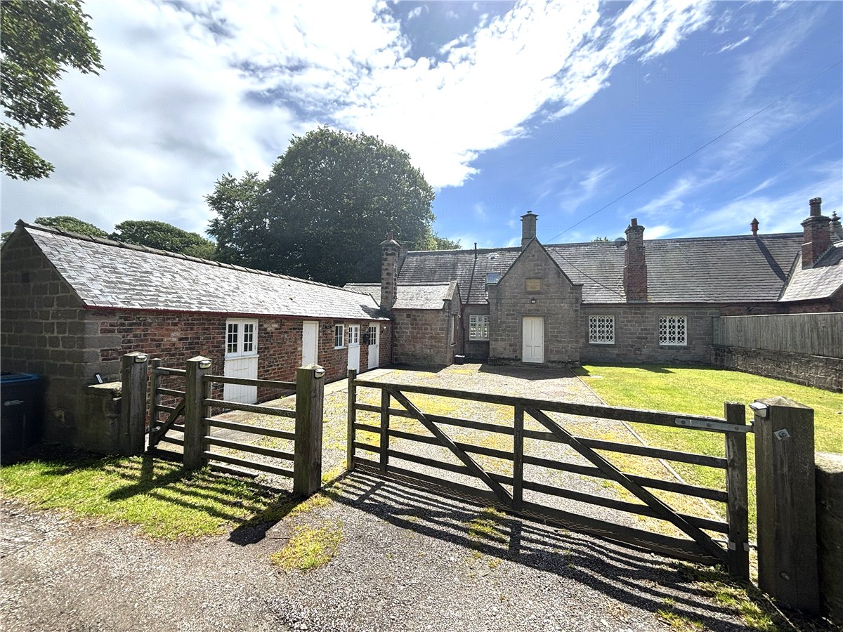 2 bedroom House, The Old School House, South Park Lane, LS22 - Available