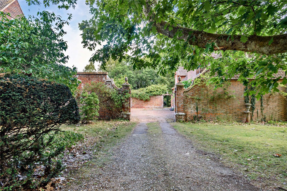 7 bedroom House, Burys Bank Road, Greenham, RG19 - Sold, Image 7