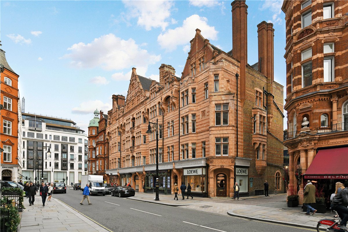 2 bedroom Flat, Mount Street, Mayfair, W1K - Available, Image 1