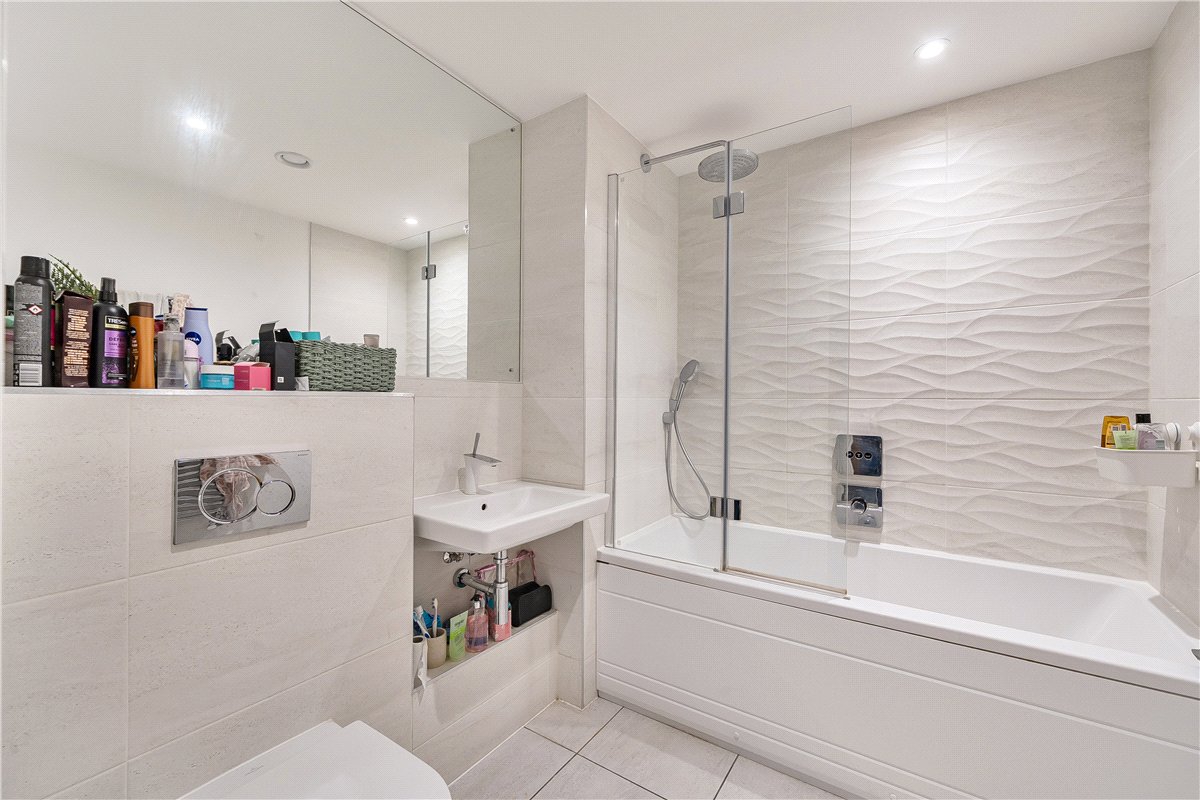 1 bedroom Flat, Midland Road, Bath, BA2 - , Image 6