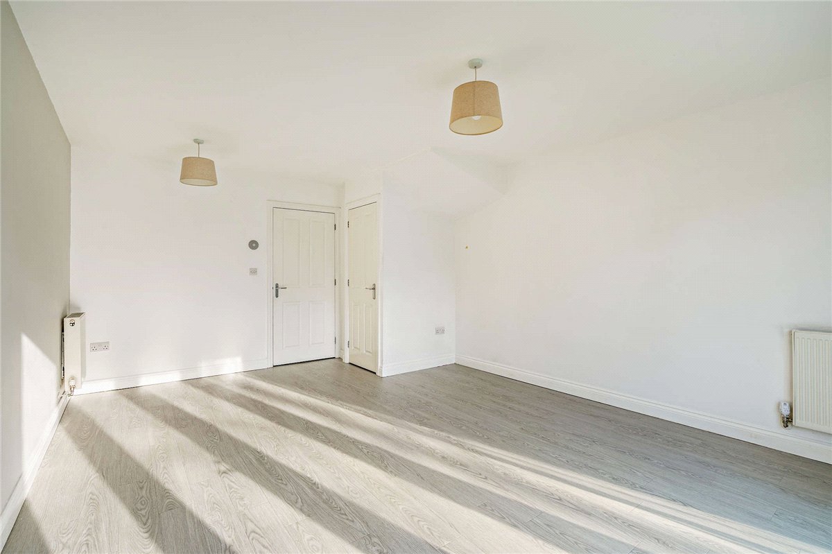 2 bedroom House, Redfinch Mews, Thatcham, RG19 - Sold, Image 10