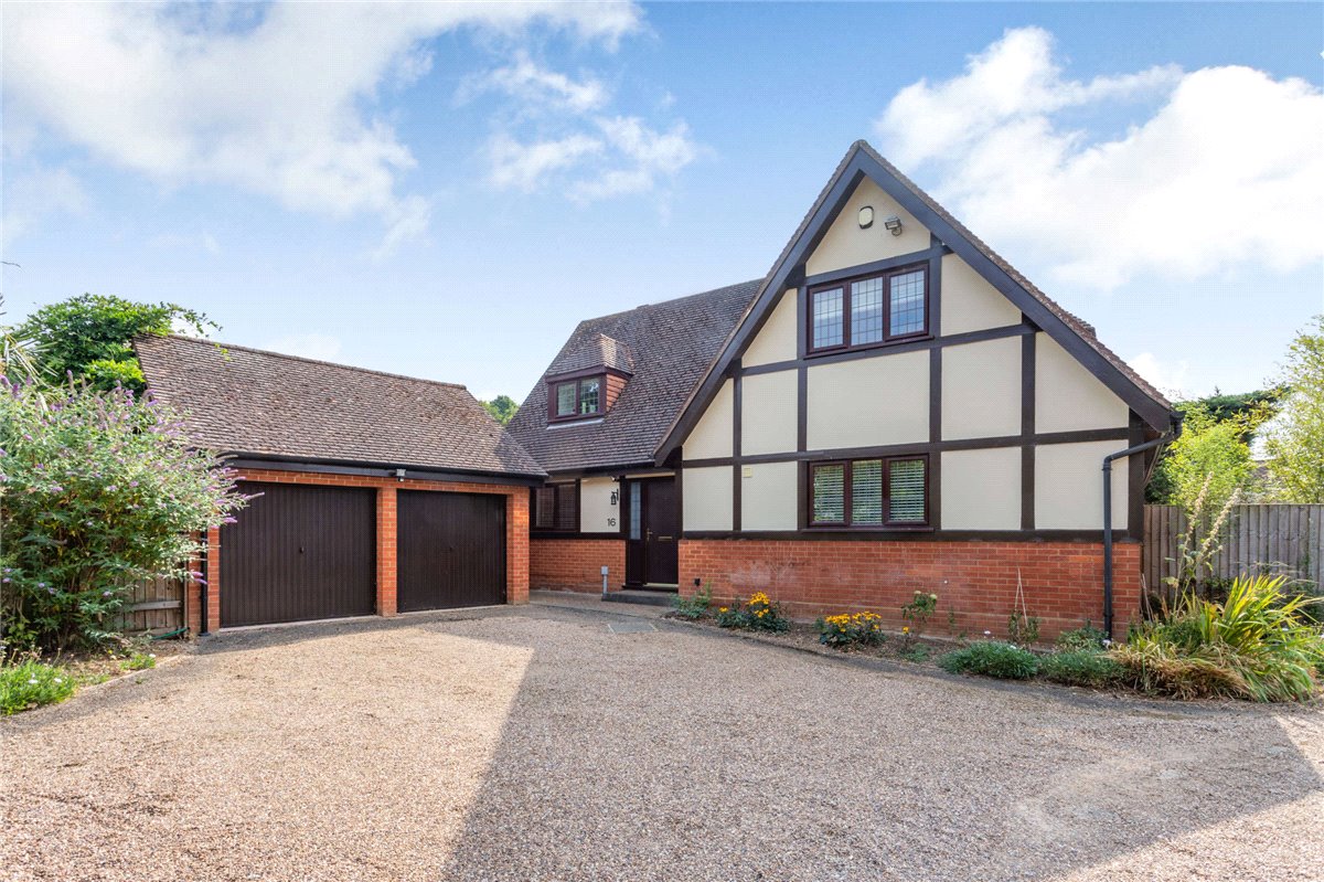 4 bedroom House, Holbein Gardens, West Hunsbury, NN4 - Sold