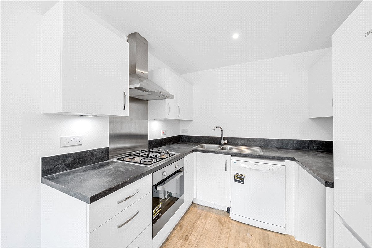 2 bedroom House, Fearnley Close, Glebe Farm, MK17 - , Image 2