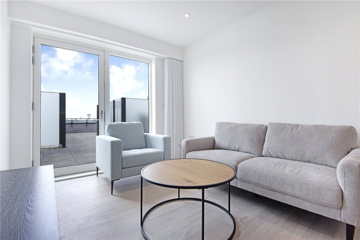2 bedroom Flat, Heartwell Avenue, London, E16 - Available, Image 18