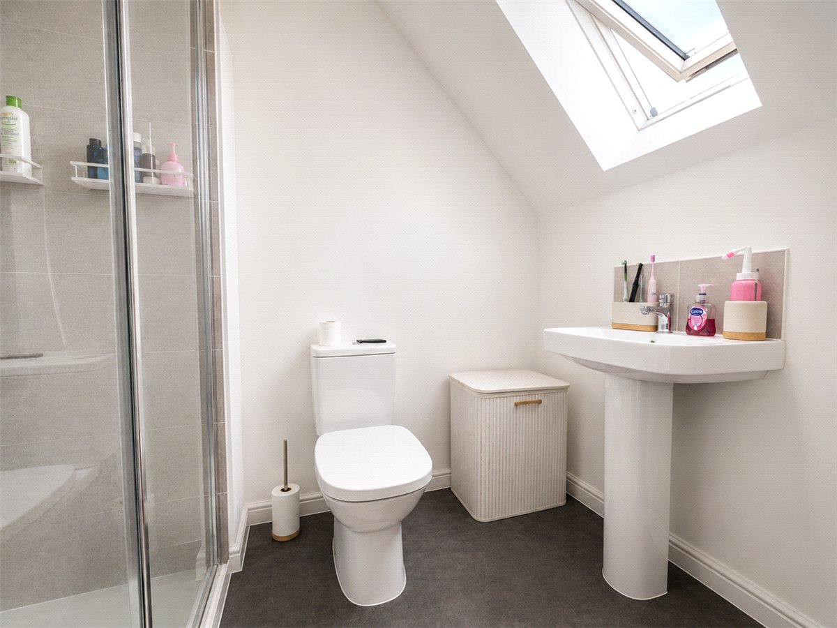 3 bedroom House, Stonyfield Road, Whiteley, PO15 - , Image 5