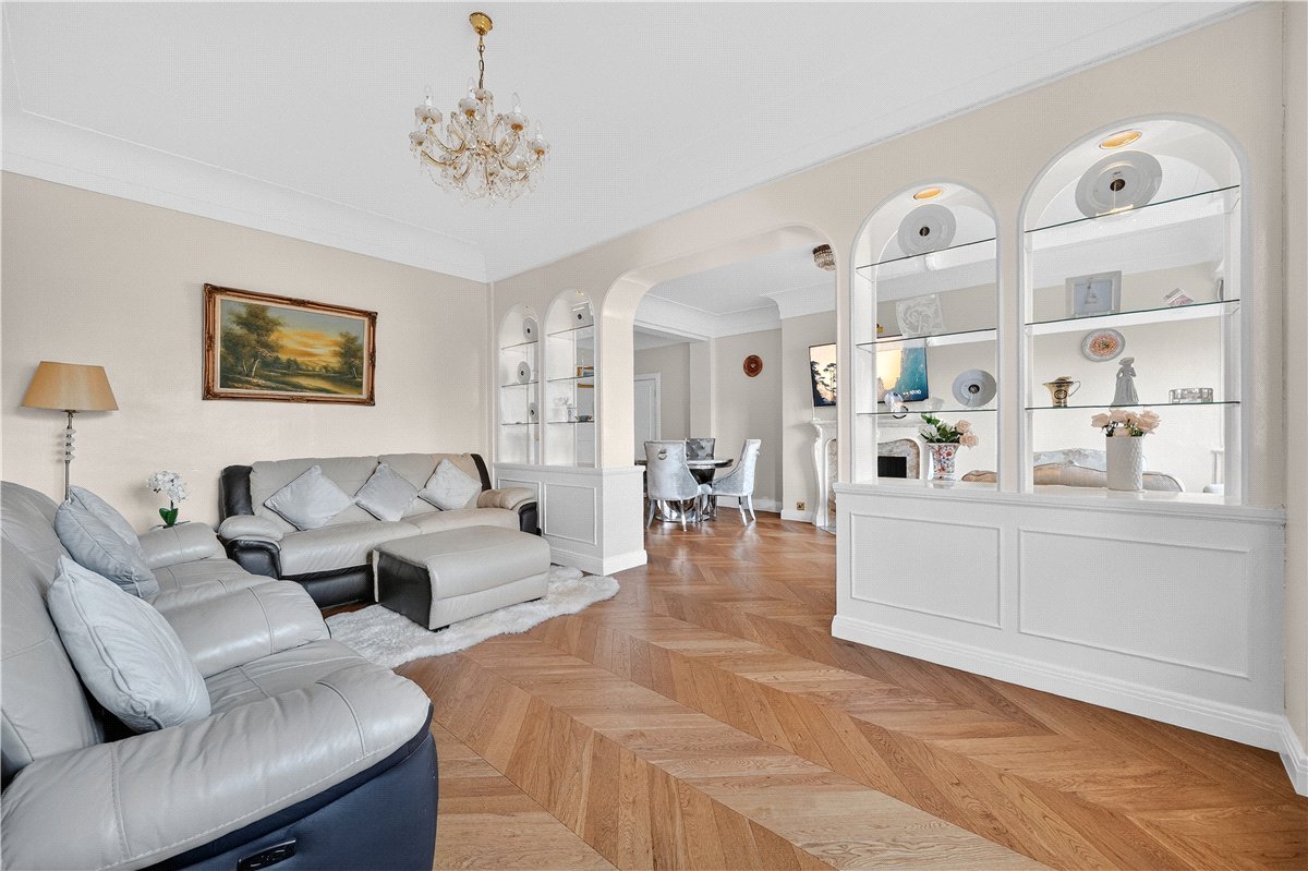 3 bedroom Flat, Hyde Park Place, London, W2 - Available, Image 1