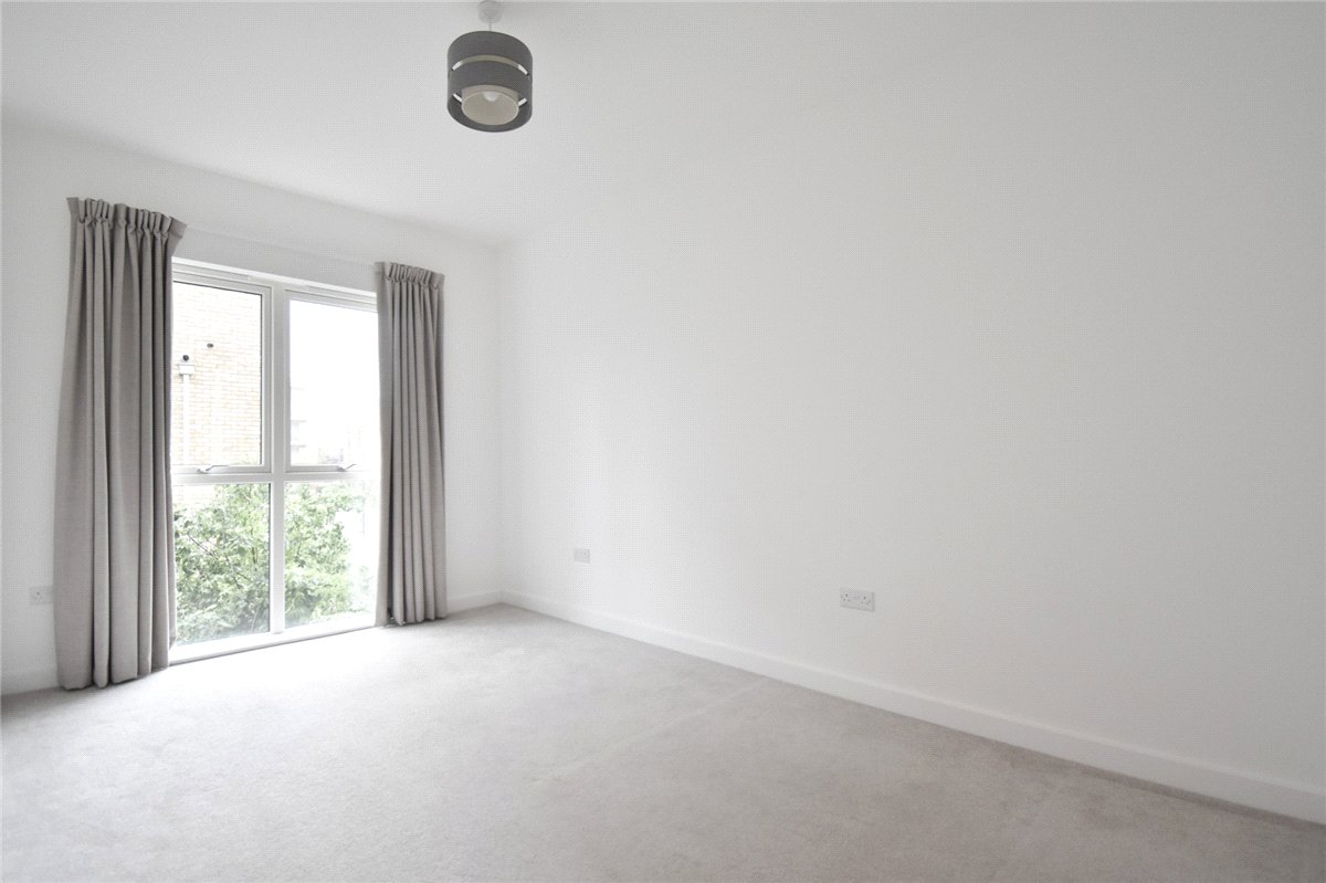 4 bedroom House, Fowler Avenue, Trumpington, CB2 - Available, Image 5