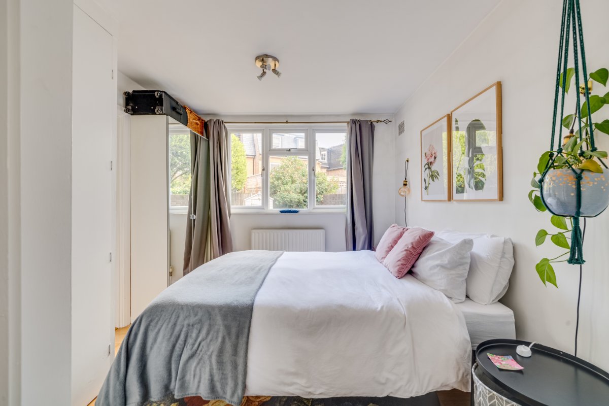 1 bedroom Flat, Railway Side, London, SW13 - Available, Image 8