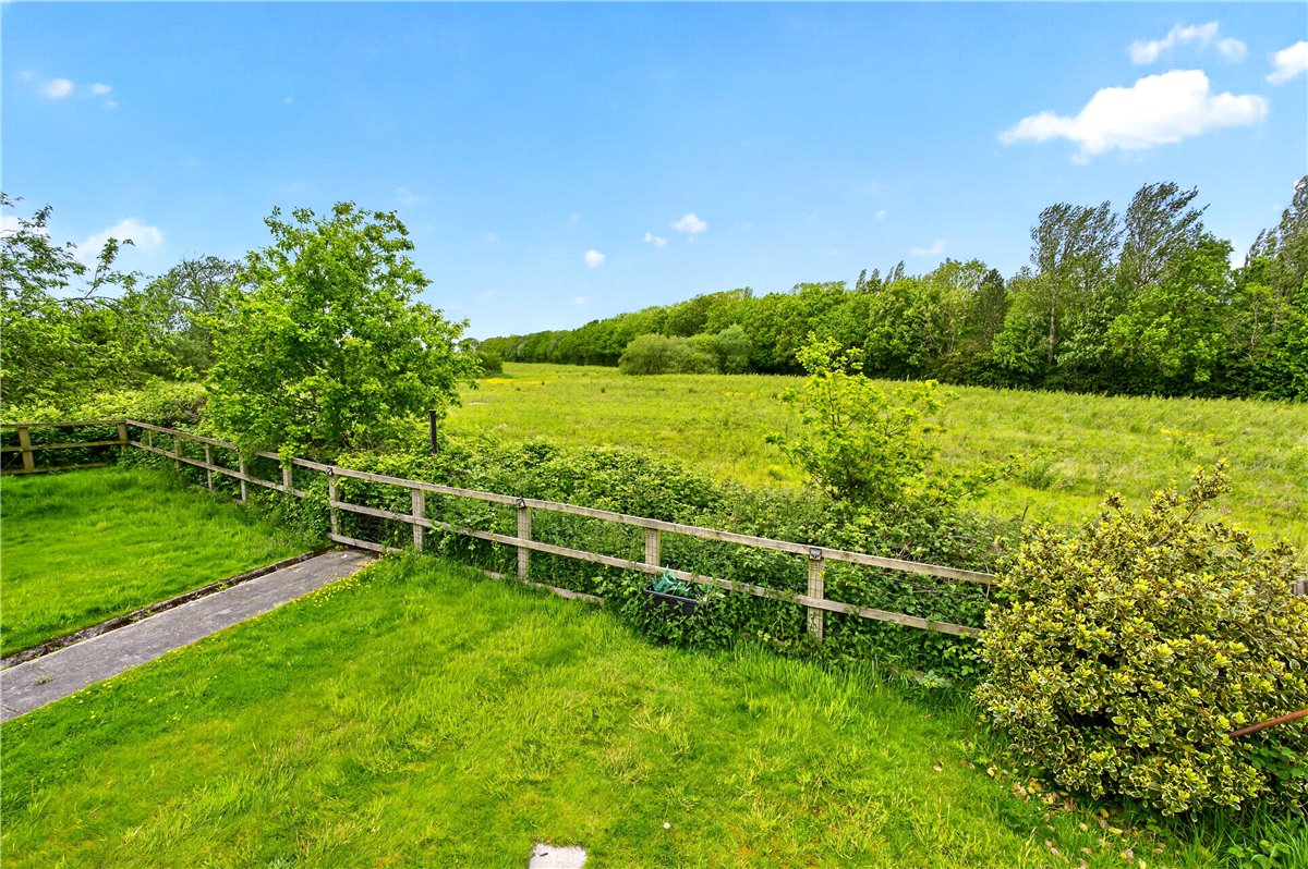 3 bedroom House, Robins Lane, Culcheth, WA3 - Available, Image 2