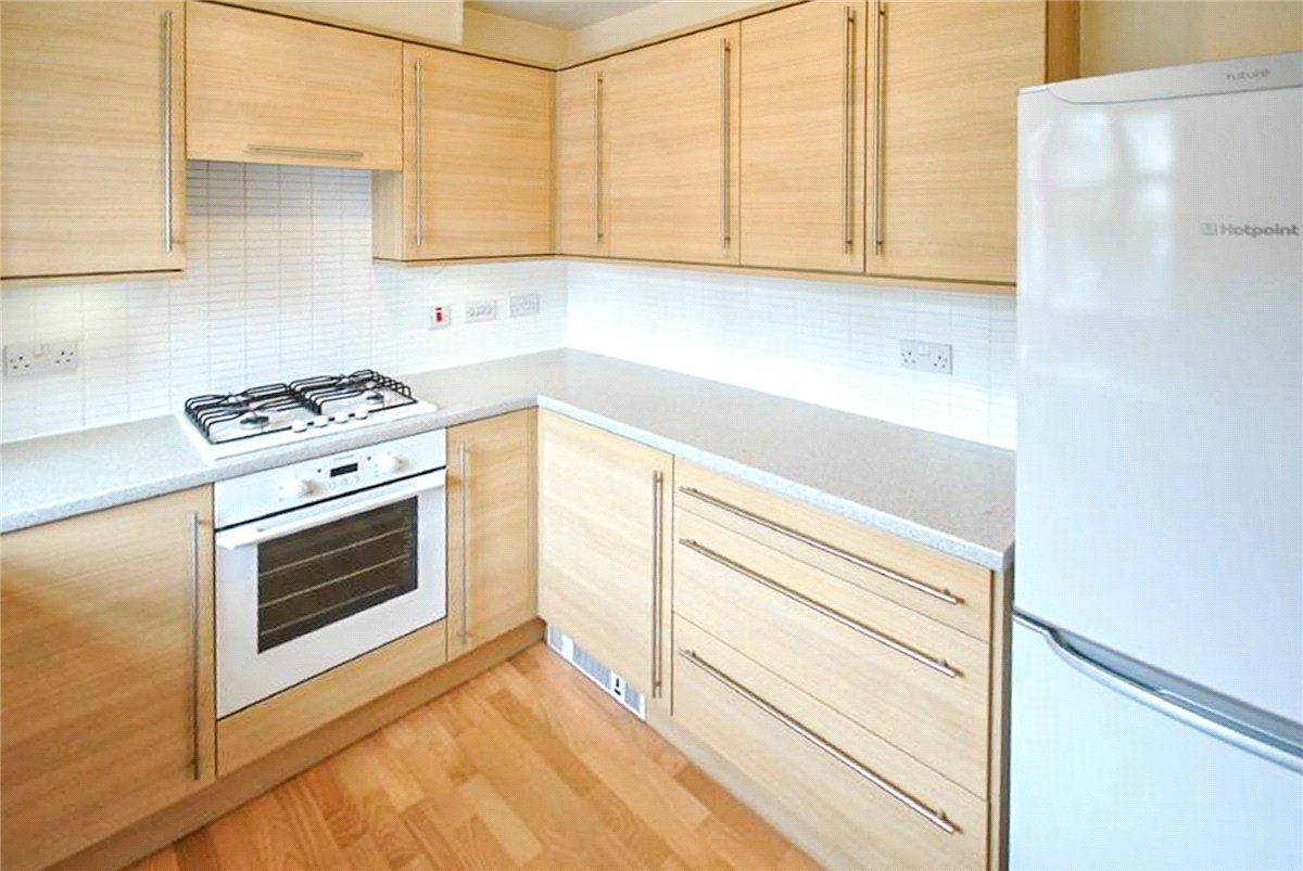 3 bedroom House, Bracken Way, Harworth, DN11 - , Image 2