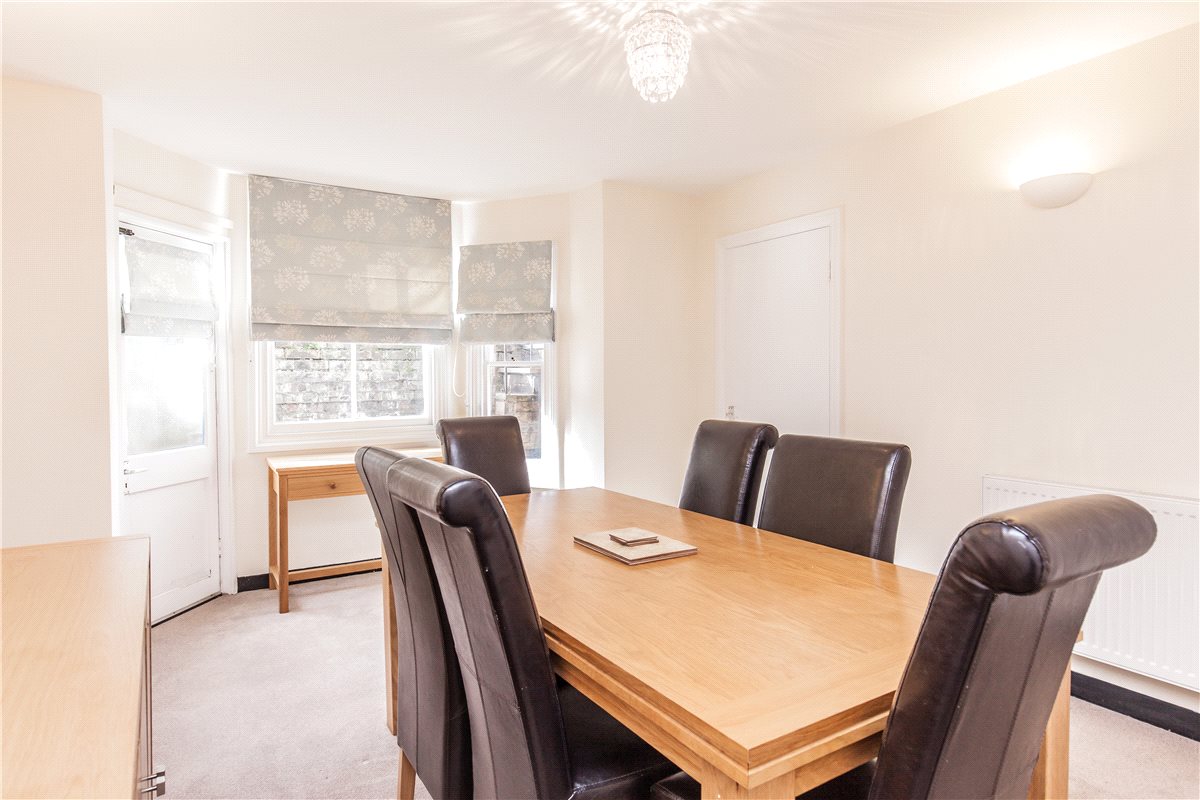 3 bedroom House, Walton Street, Oxford, OX1 - Available, Image 2