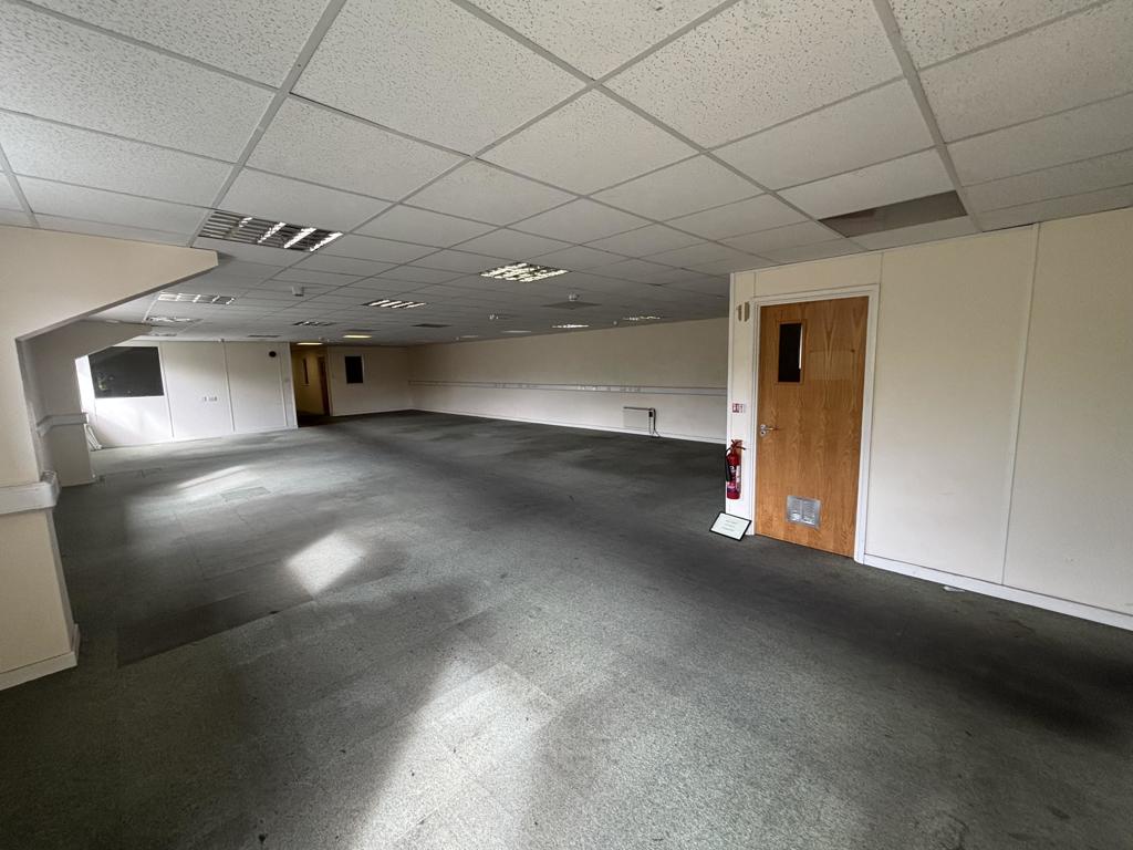 61833 Sq Ft, Higher Poole, Wellington, TA21 - Available, Image 12