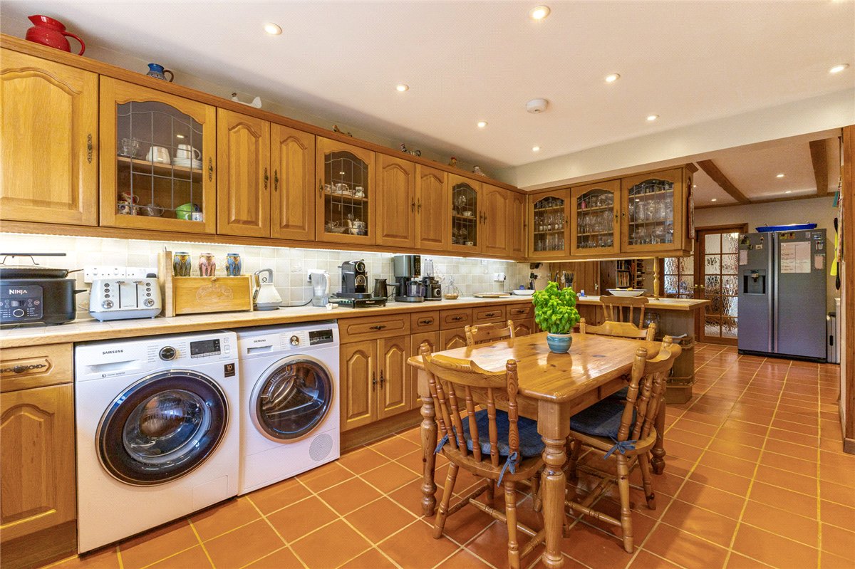 4 bedroom Bungalow, Chapel Road, Great Eversden, CB23 - Available, Image 2