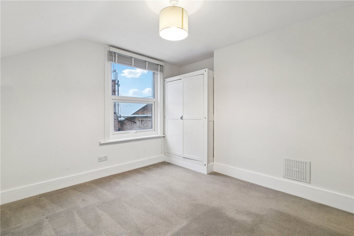 2 bedroom Flat, Glenelg Road, London, SW2 - Sold STC, Image 4