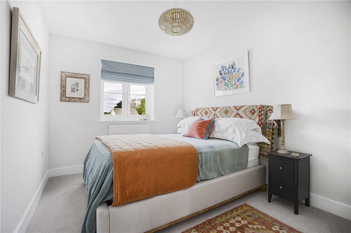 4 bedroom House, Olivers Close, Long Hanborough, OX29 - Sold, Image 11