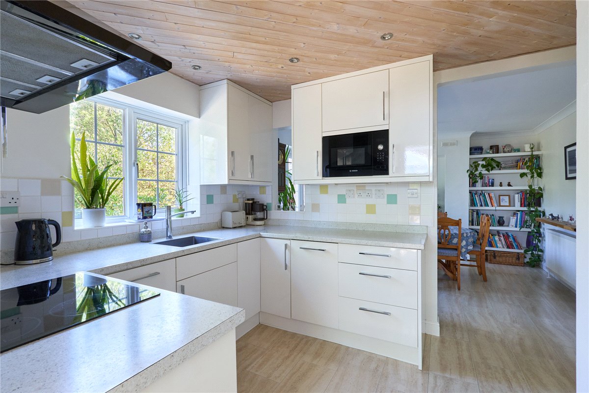 3 bedroom House, Harlton Road, Little Eversden, CB23 - Available, Image 2