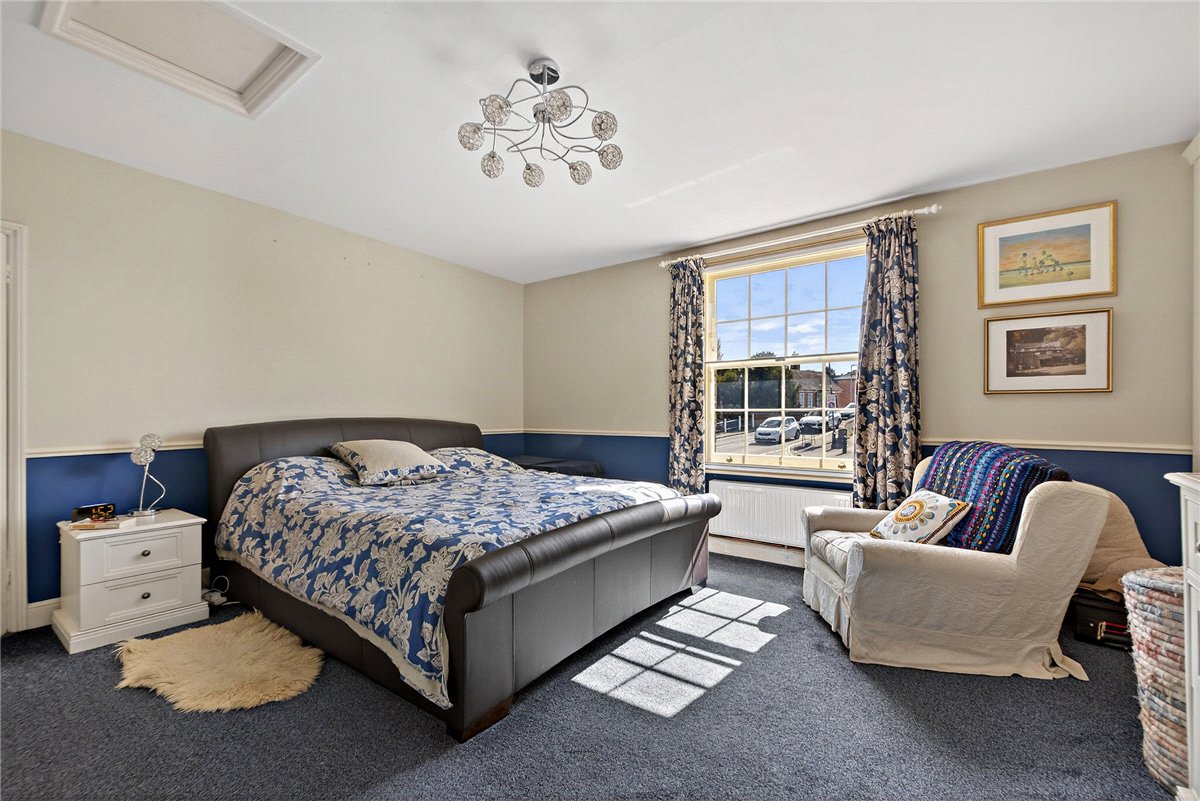 7 bedroom House, Bridge Street, Hungerford, RG17 - Available, Image 12