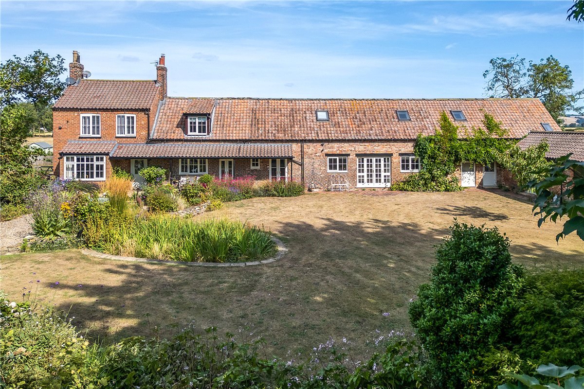 4 bedroom House, Yedingham, Malton, YO17 - Available