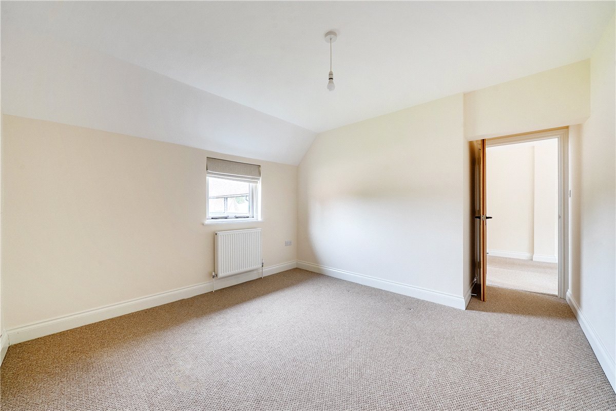 4 bedroom House, Adbury, Newbury, RG20 - Available, Image 15