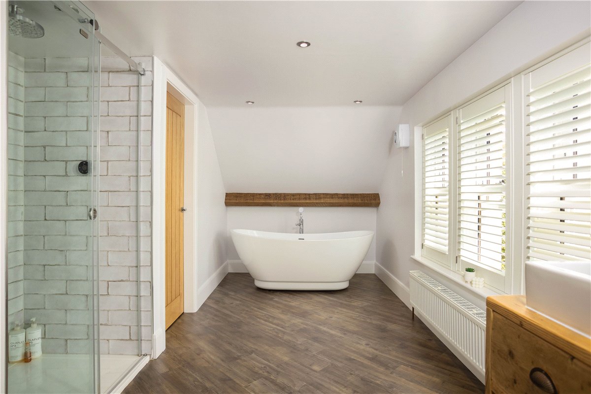 7 bedroom House, Layton Lane, Rawdon, LS19 - Available, Image 8
