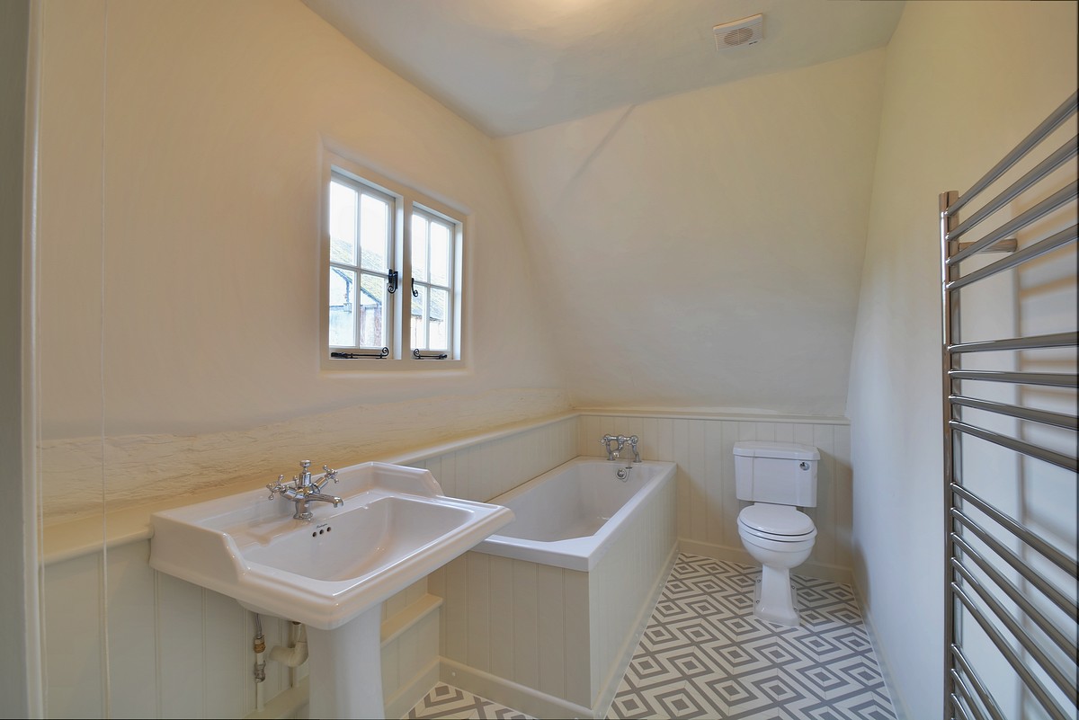 3 bedroom House, Stoke, Andover, SP11 - Let Agreed, Image 6