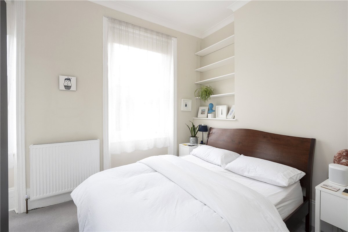 1 bedroom Flat, Gauden Road, London, SW4 - Sold, Image 4