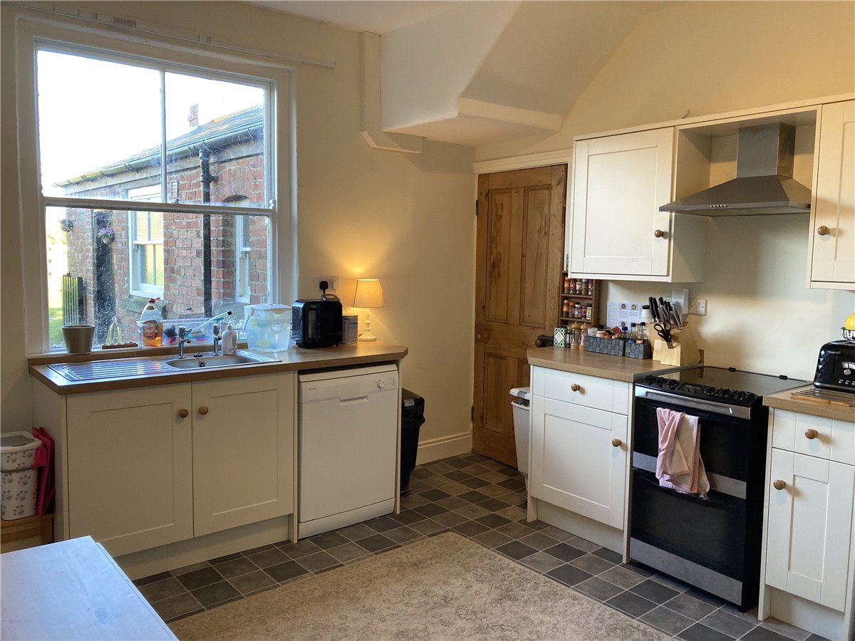 3 bedroom Cottage, The Cottage, Hollins Stable, DL6 - , Image 3