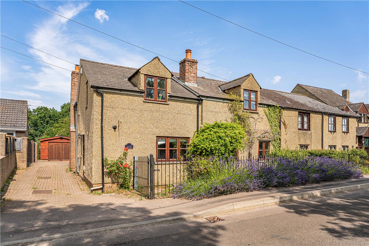 3 bedroom House, Oxford Road, Hampton Poyle, OX5 - Let Agreed, Image 28