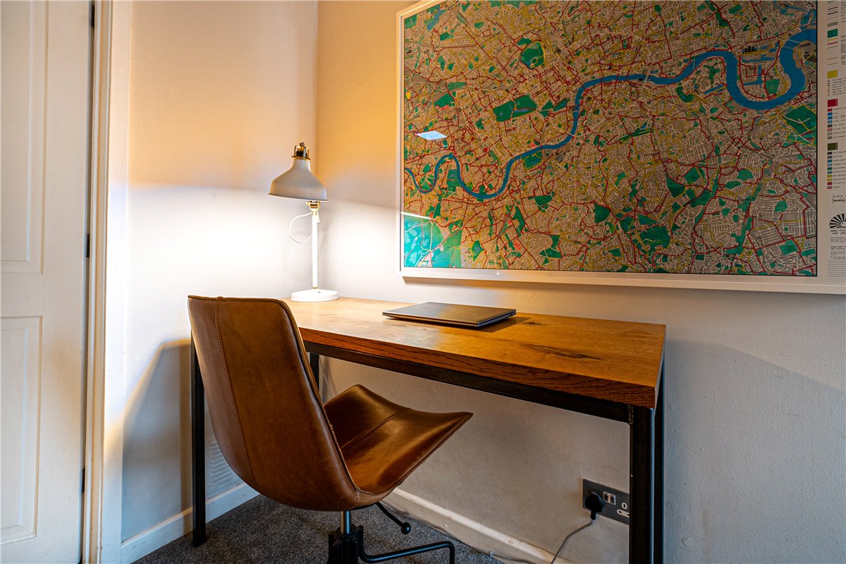 2 bedroom House, Parchment Street, Winchester, SO23 - Sold, Image 4