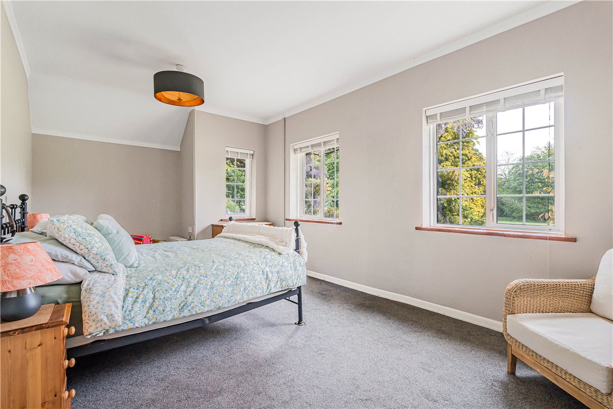 5 bedroom House, Manningford Abbots, Pewsey, SN9 - Available, Image 9