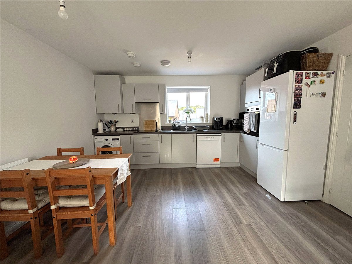 2 bedroom Flat, Stonyfield Road, Whiteley, PO15 - , Image 2