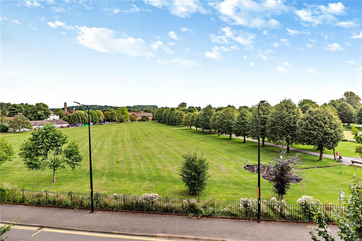 1 bedroom Flat, Park Way, Newbury, RG14 - , Image 8