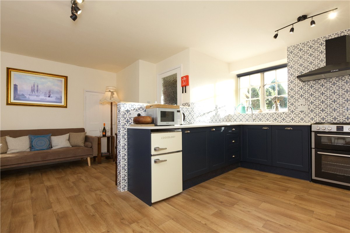 7 bedroom House, Westgate, Bridlington, YO16 - Available, Image 17