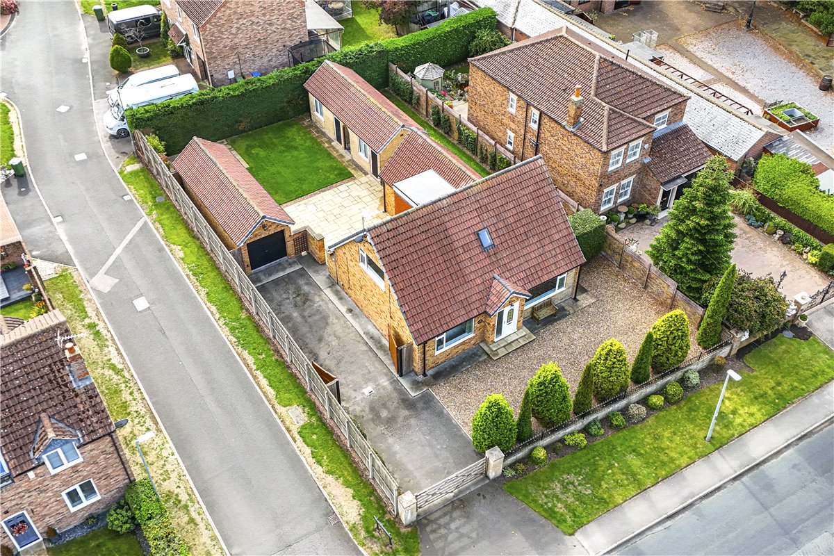 4 bedroom Bungalow, Town Street, Hayton, YO42 - Available, Image 22