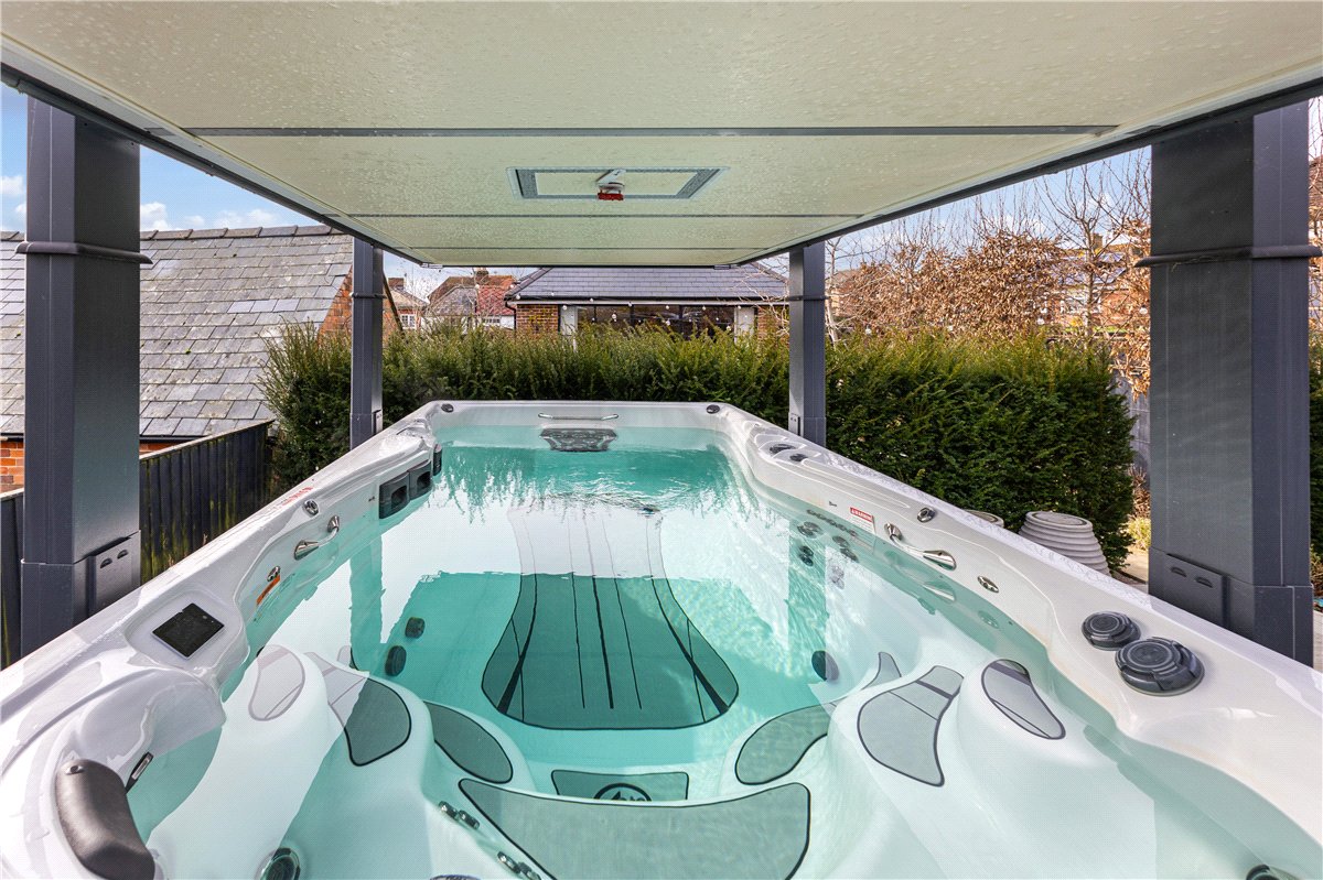 4 bedroom House, Blowhorn Street, Marlborough, SN8 - Sold, Image 30