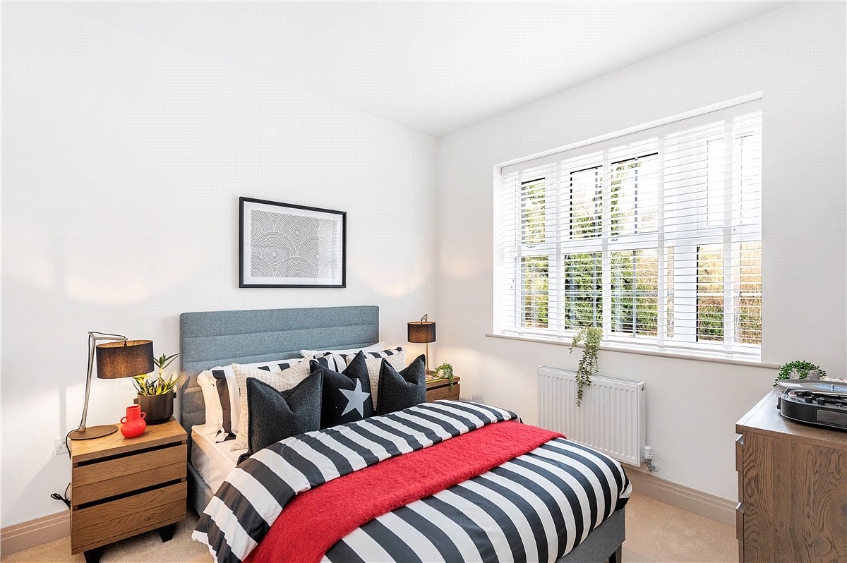 5 bedroom House, Oakfields, Preston, SG4 - Sold, Image 4