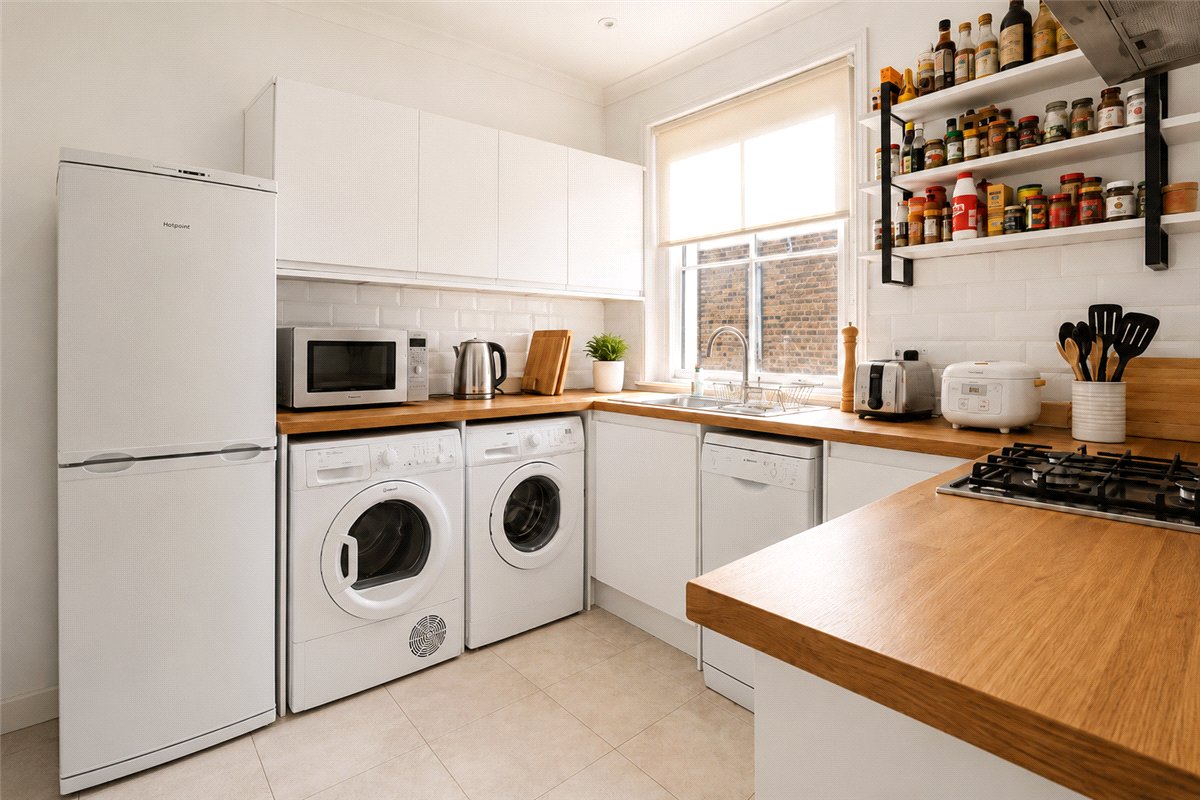 3 bedroom Flat, Langthorne Street, London, SW6 - Let Agreed, Image 1