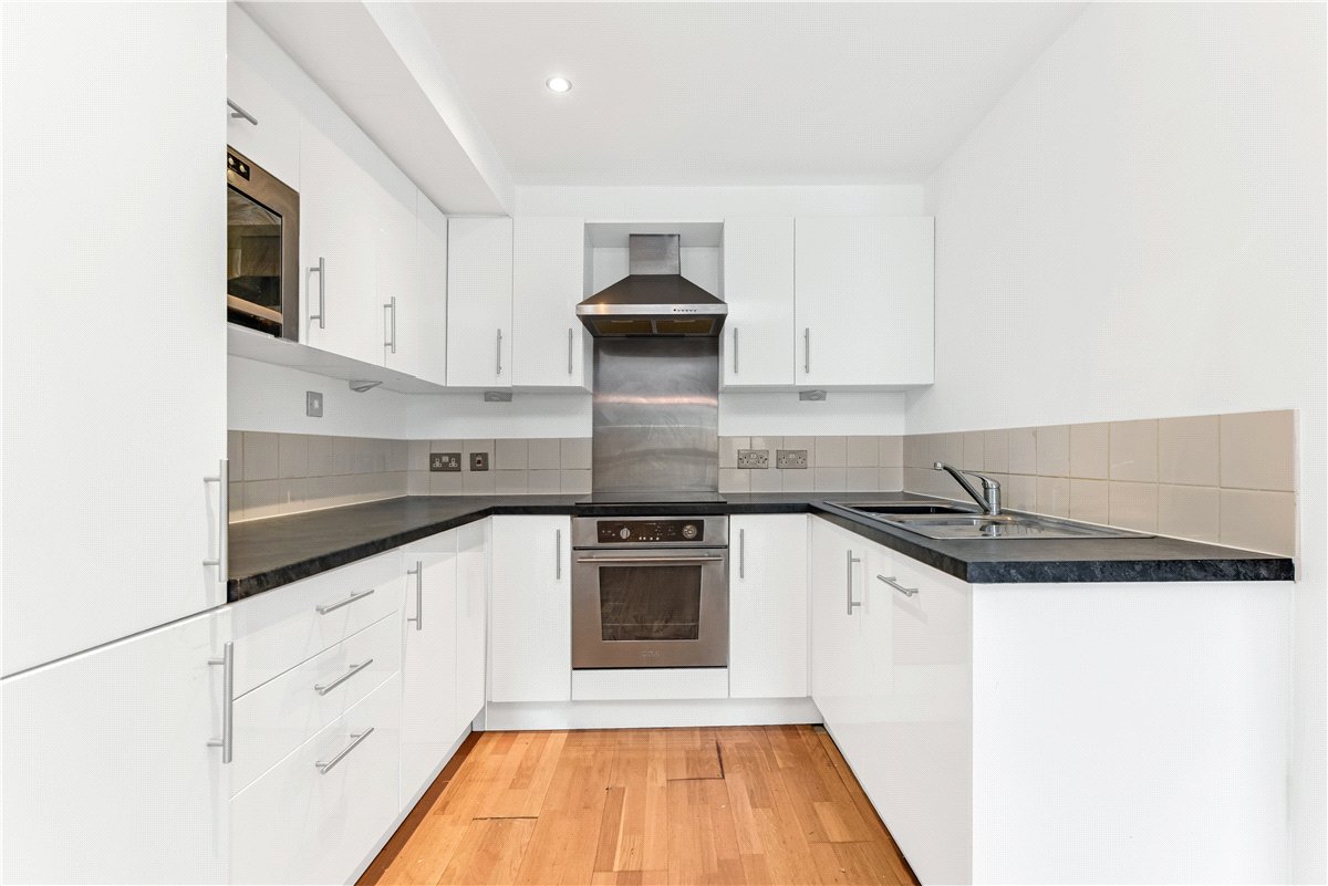 2 bedroom Flat, Spurriergate House, Peter Lane, YO1 - Available, Image 2