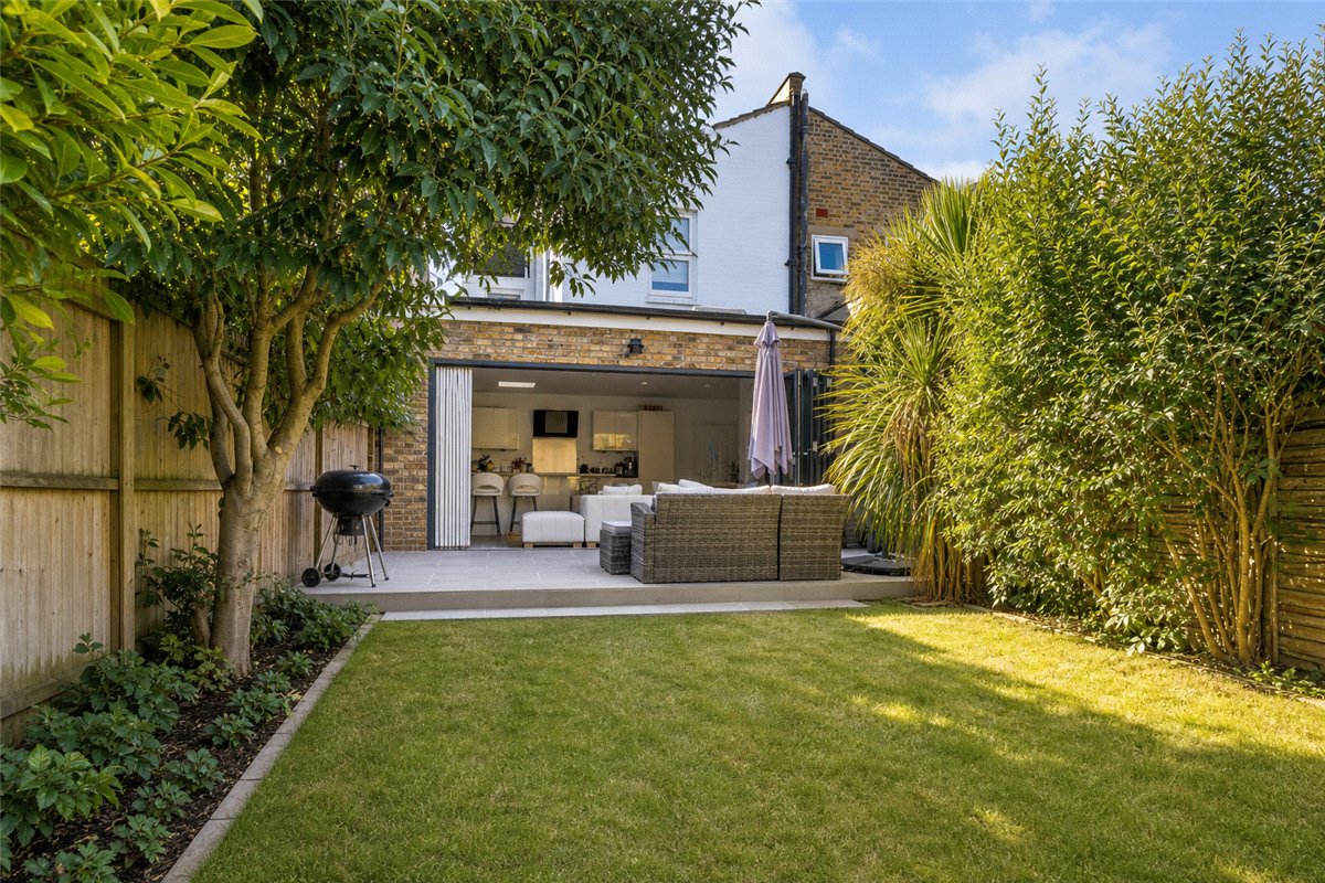 3 bedroom Flat, Inglethorpe Street, London, SW6 - Available, Image 8