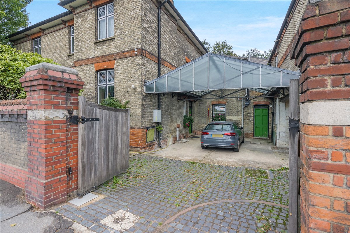 0 bedroom House, Roehampton Vale, London, SW15 - Available