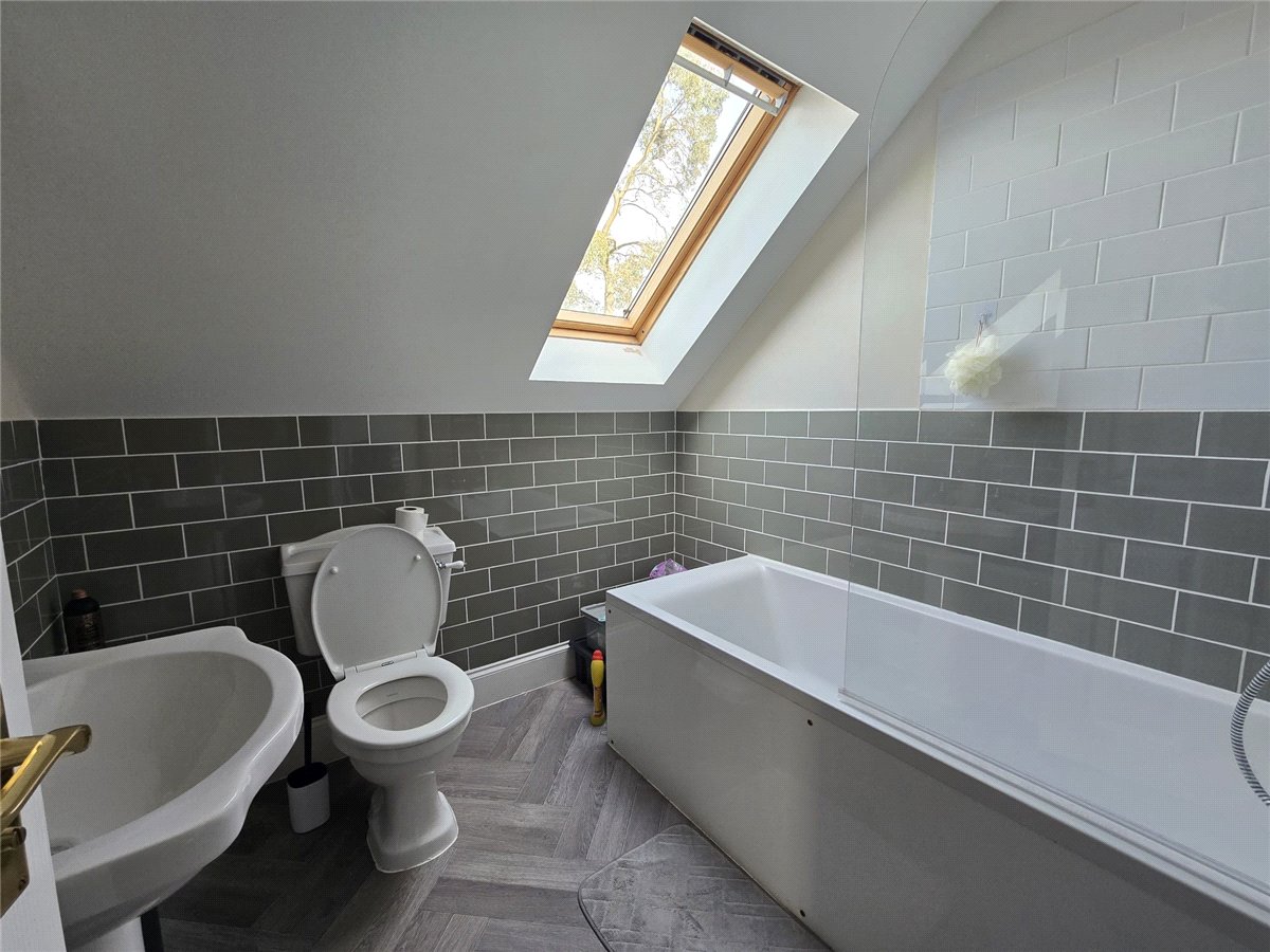 3 bedroom House, Post Office Lane, Pewsey, SN9 - Available, Image 5