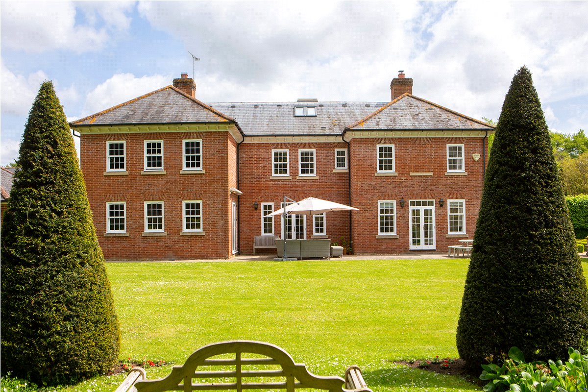 6 bedroom House, Milton Lilbourne, Pewsey, SN9 - Available, Image 3